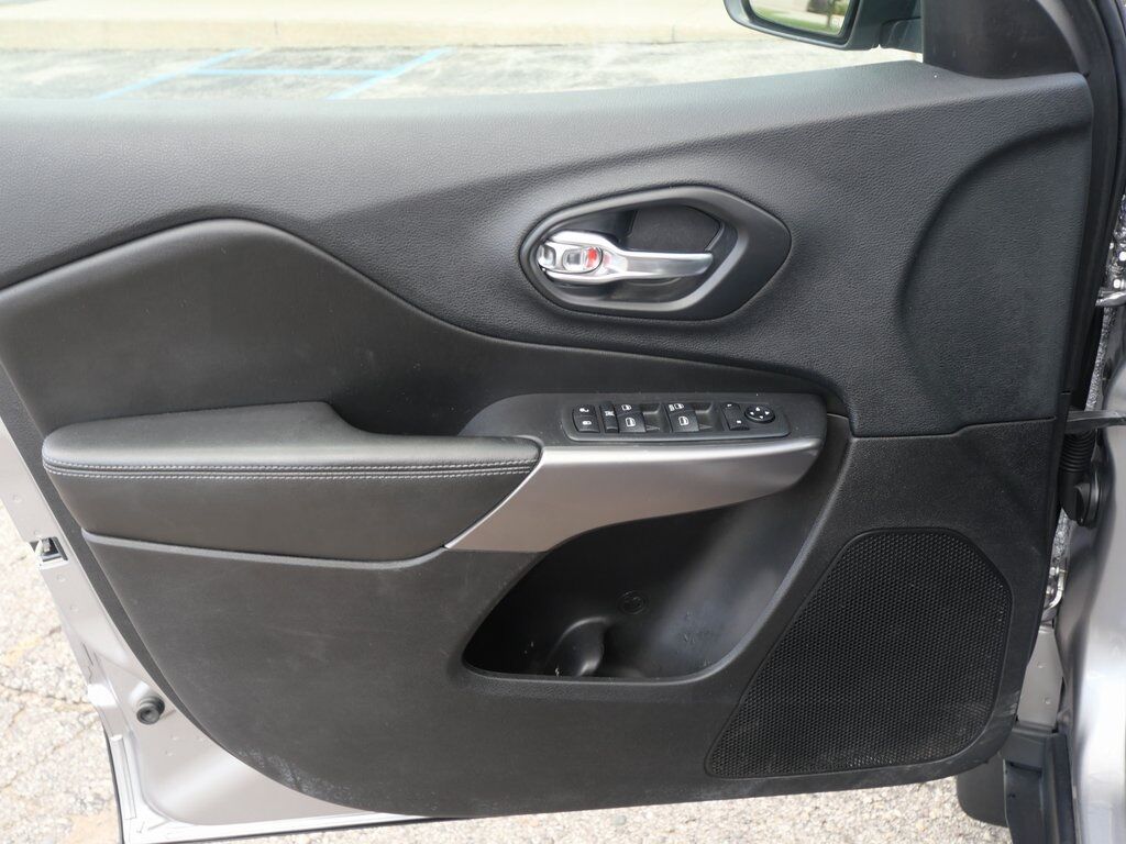 2019 Jeep Cherokee Sport Mt Pleasant MI