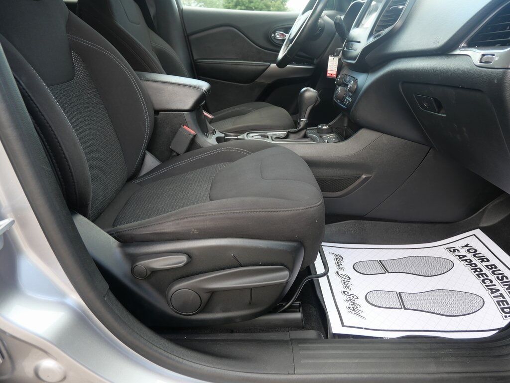 2019 Jeep Cherokee Sport Mt Pleasant MI