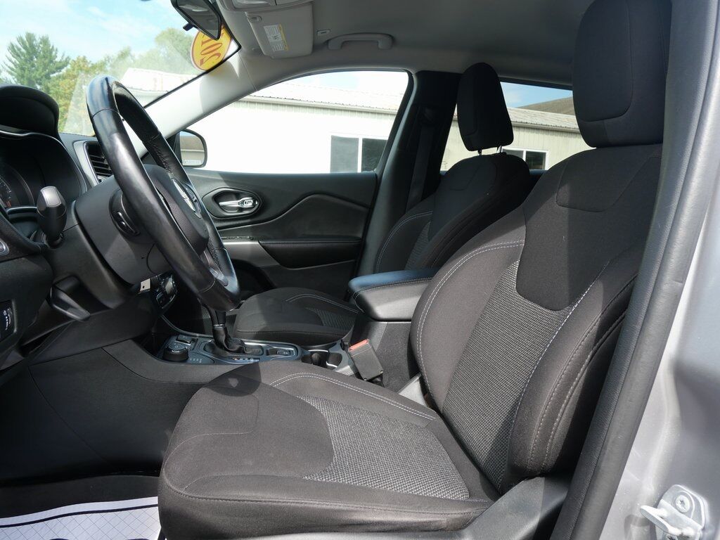 2019 Jeep Cherokee Sport Mt Pleasant MI
