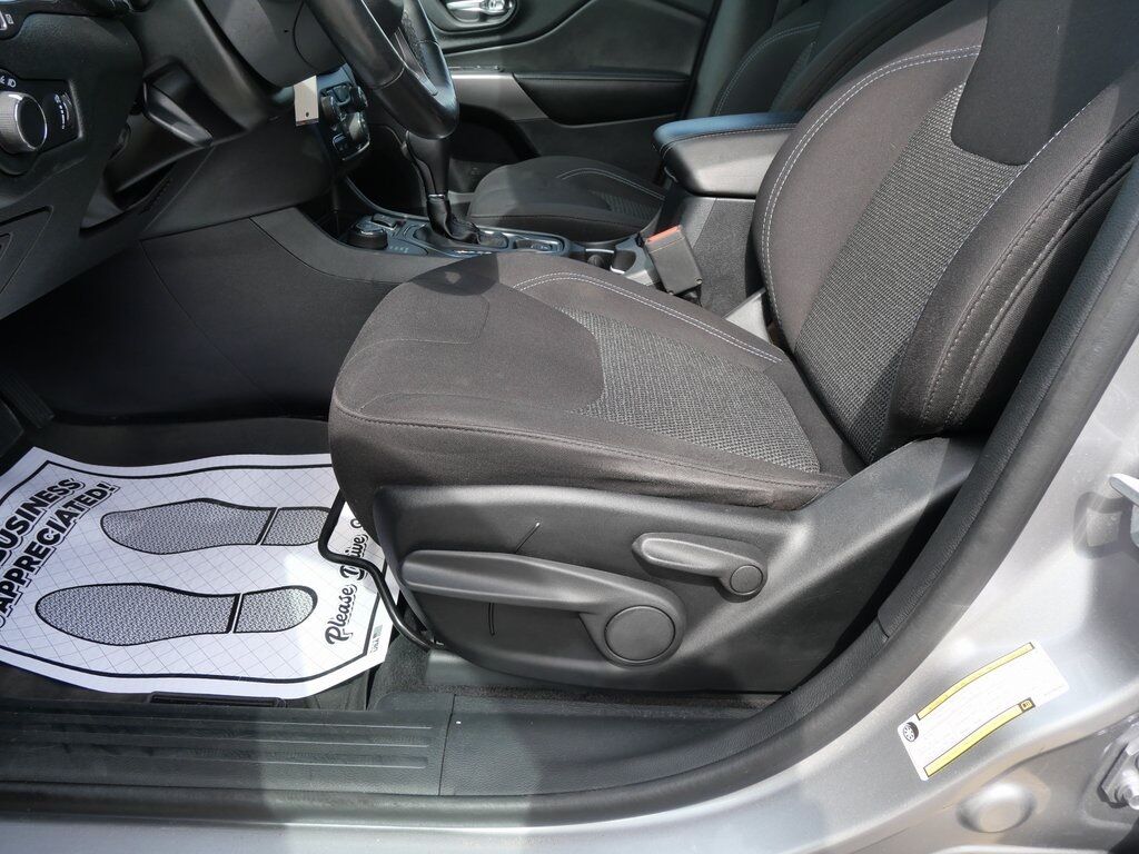 2019 Jeep Cherokee Sport Mt Pleasant MI