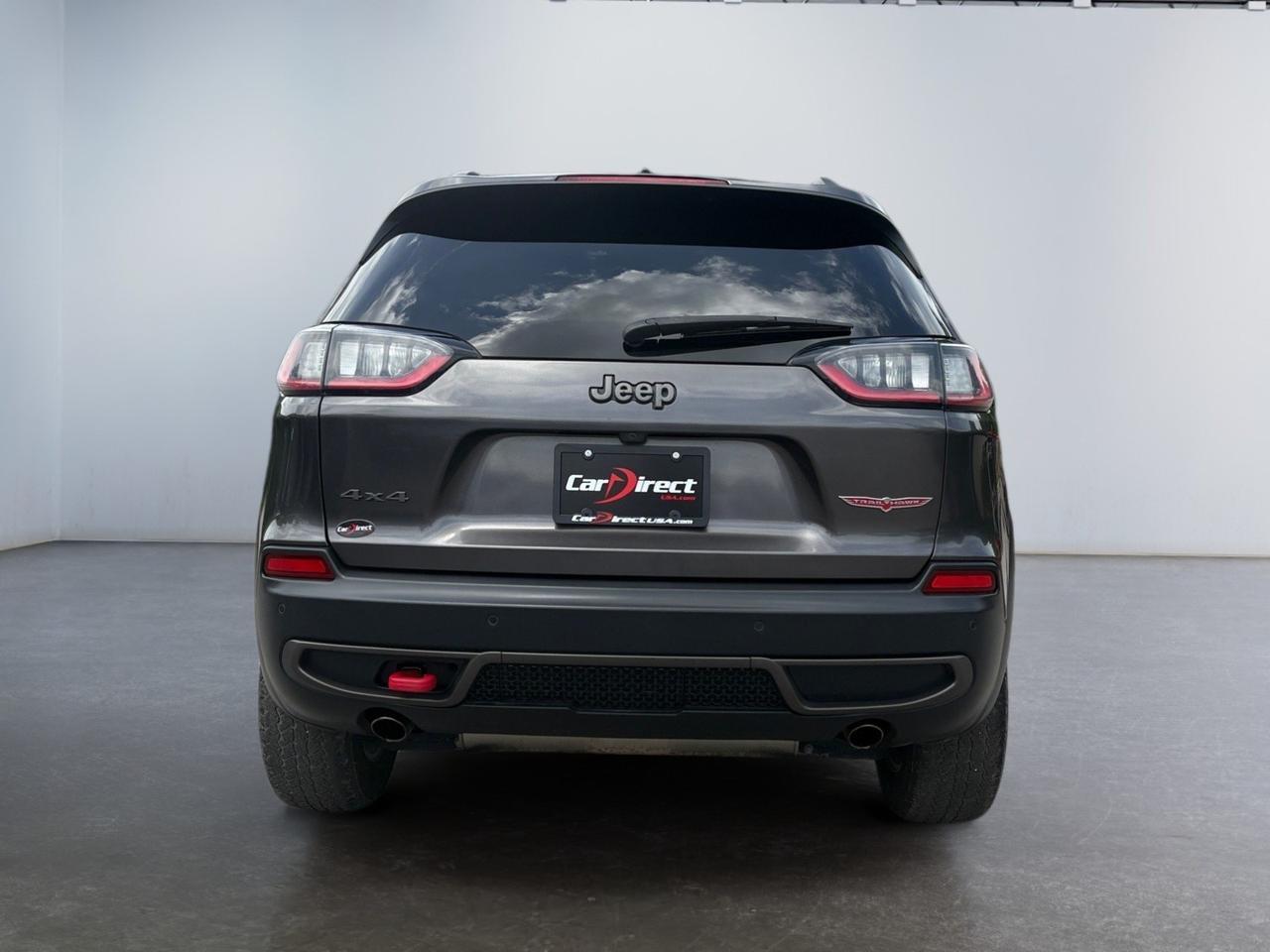 2019 Jeep Cherokee Trailhawk, BLIND SPOT AERT, LANE KEEP ASSIST, ROOF RAILS, APPLE CARPLAY/ANDROID AUTO, BACKUP CAMERA WITH PARKING SENSORS, UCONNECT BLUETOOTH, SELECT DRIVE MODES, ONLY 61K MILES, CLEAN CARFAX, RIDE THE TRAILS IN THIS CHEROKEE! Virginia Beach VA 2019 Jeep Cherokee Trailhawk, BLIND SPOT AERT, LANE KEEP ASSIST, ROOF RAILS, APPLE CARPLAY/ANDROID AUTO, BACKUP CAMERA WITH PARKING SENSORS, UCONNECT BLUETOOTH, SELECT DRIVE MODES, ONLY 61K MILES, CLEAN CARFAX, RIDE THE TRAILS IN THIS CHEROKEE! Virginia Beach VA