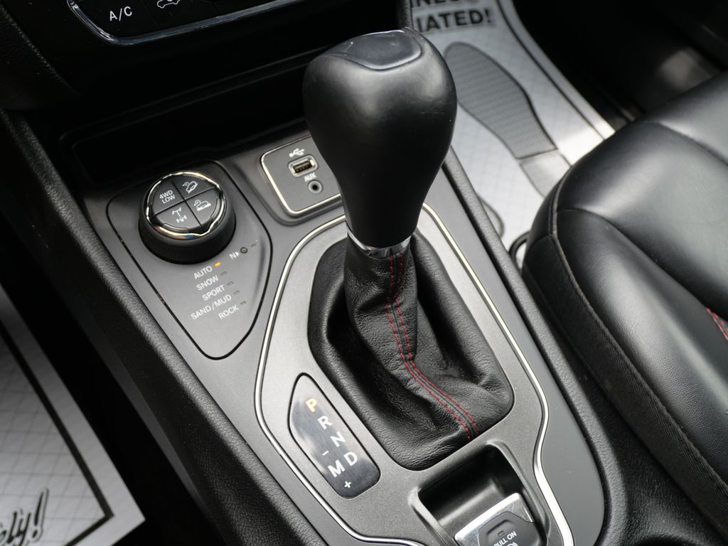 2019 Jeep Cherokee Trailhawk Mt Pleasant MI