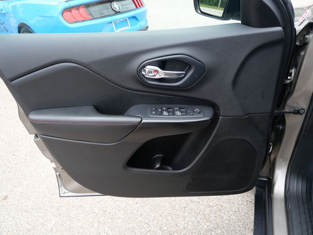 2019 Jeep Cherokee Trailhawk Mt Pleasant MI