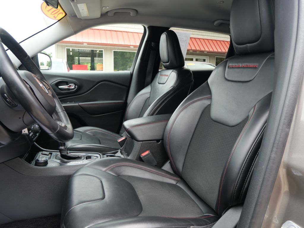 2019 Jeep Cherokee Trailhawk Mt Pleasant MI