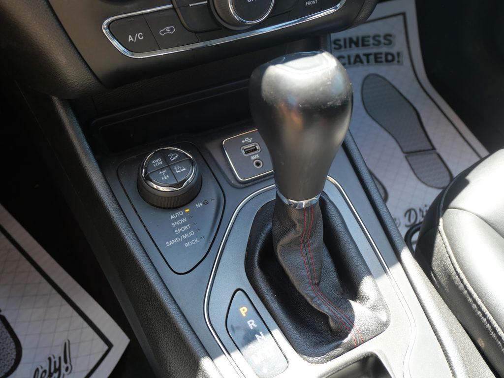 2019 Jeep Cherokee Trailhawk Mt Pleasant MI