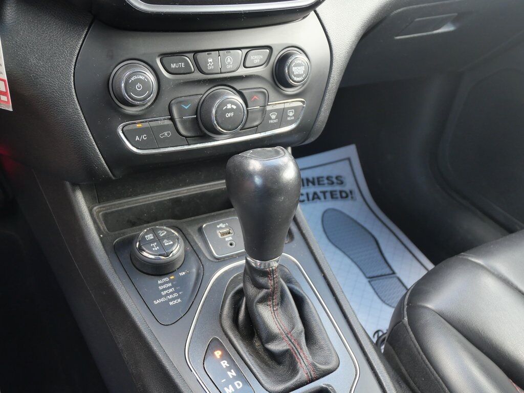 2019 Jeep Cherokee Trailhawk Mt Pleasant MI