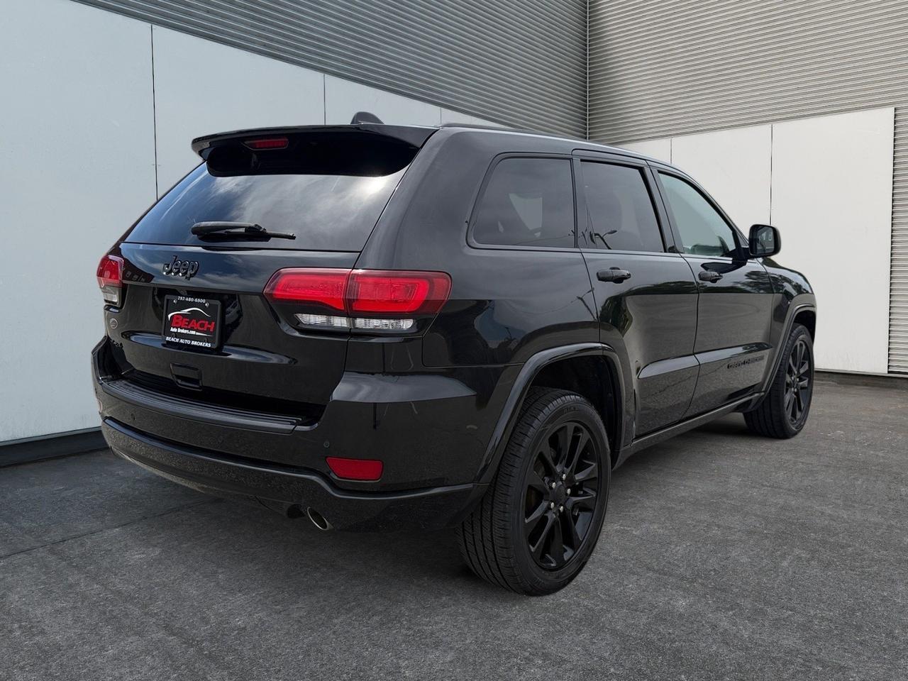 2019 Jeep Grand Cherokee Altitude, HEATED SEATS, HEATED STEERING WHEEL, SUNROOF, APPLE CARPLAY/ANDROID AUTO, UNIVERSAL GARAGE DOOR OPENER, BACKUP CAMERA, WIFI, BLIND SPOT ALERT, CLEAN CARFAX! Norfolk VA 2019 Jeep Grand Cherokee Altitude, HEATED SEATS, HEATED STEERING WHEEL, SUNROOF, APPLE CARPLAY/ANDROID AUTO, UNIVERSAL GARAGE DOOR OPENER, BACKUP CAMERA, WIFI, BLIND SPOT ALERT, CLEAN CARFAX! Norfolk VA