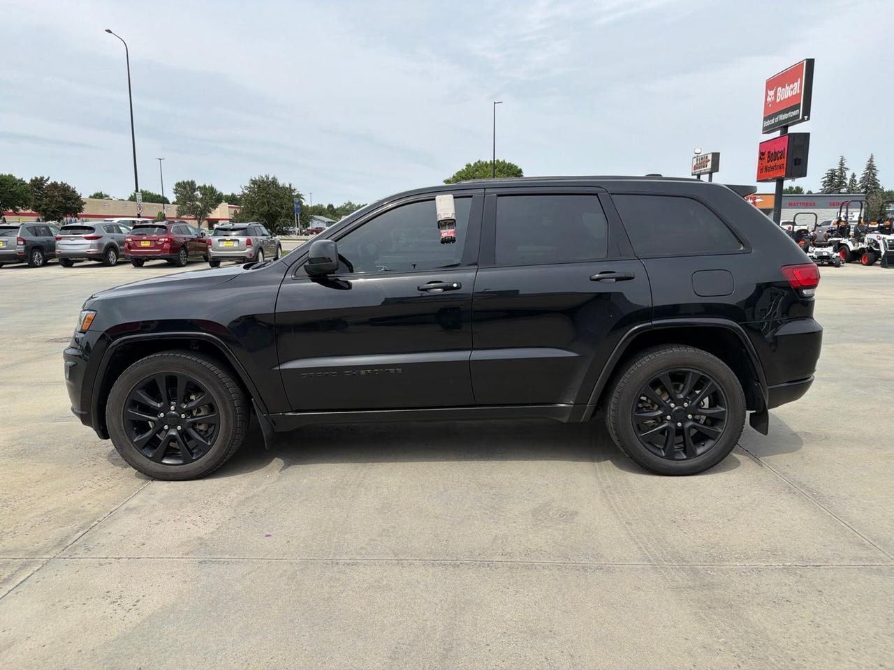 2019 Jeep Grand Cherokee Altitude Watertown SD 2019 Jeep Grand Cherokee Altitude Watertown SD