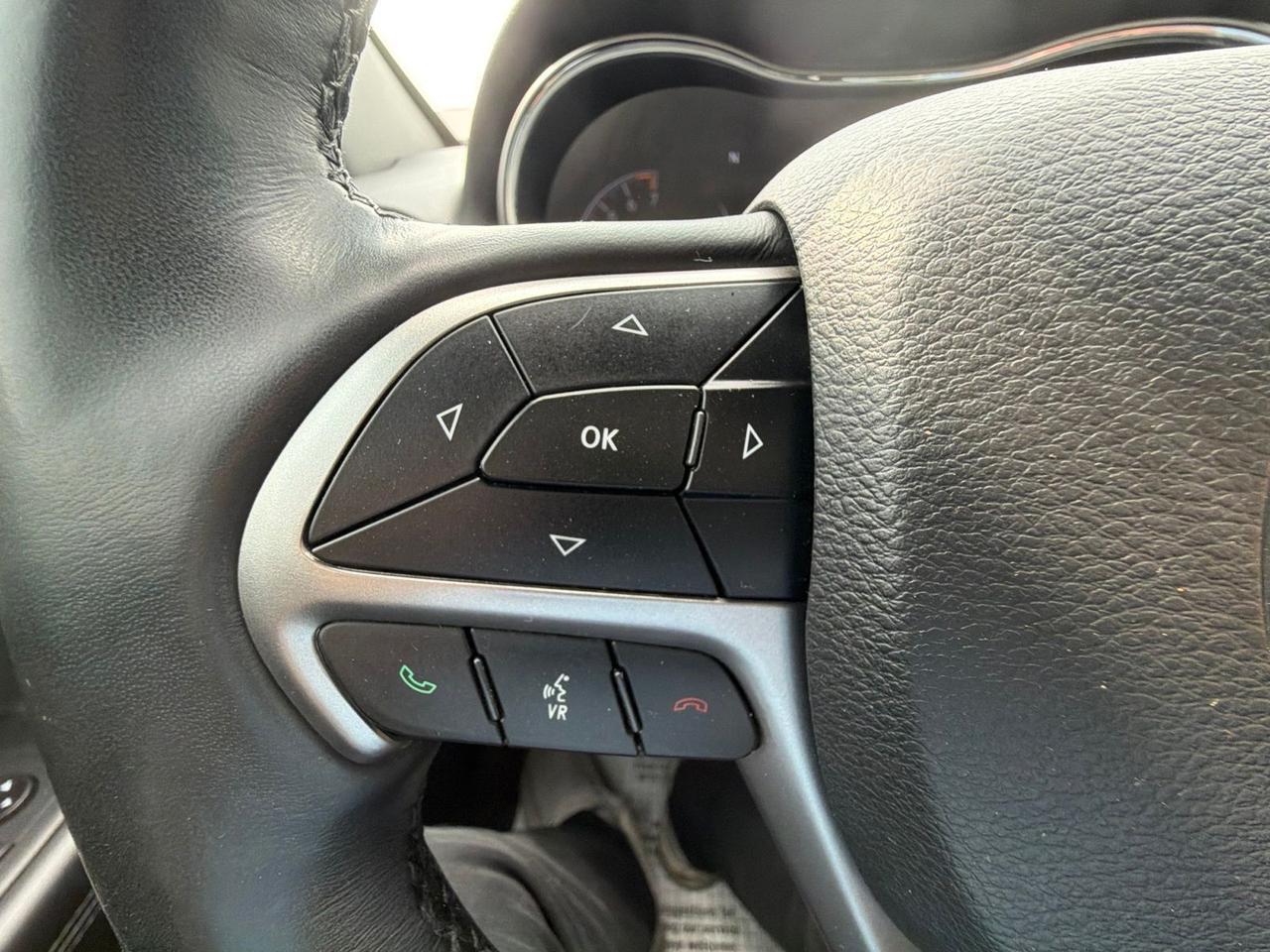2019 Jeep Grand Cherokee Altitude Watertown SD 2019 Jeep Grand Cherokee Altitude Watertown SD