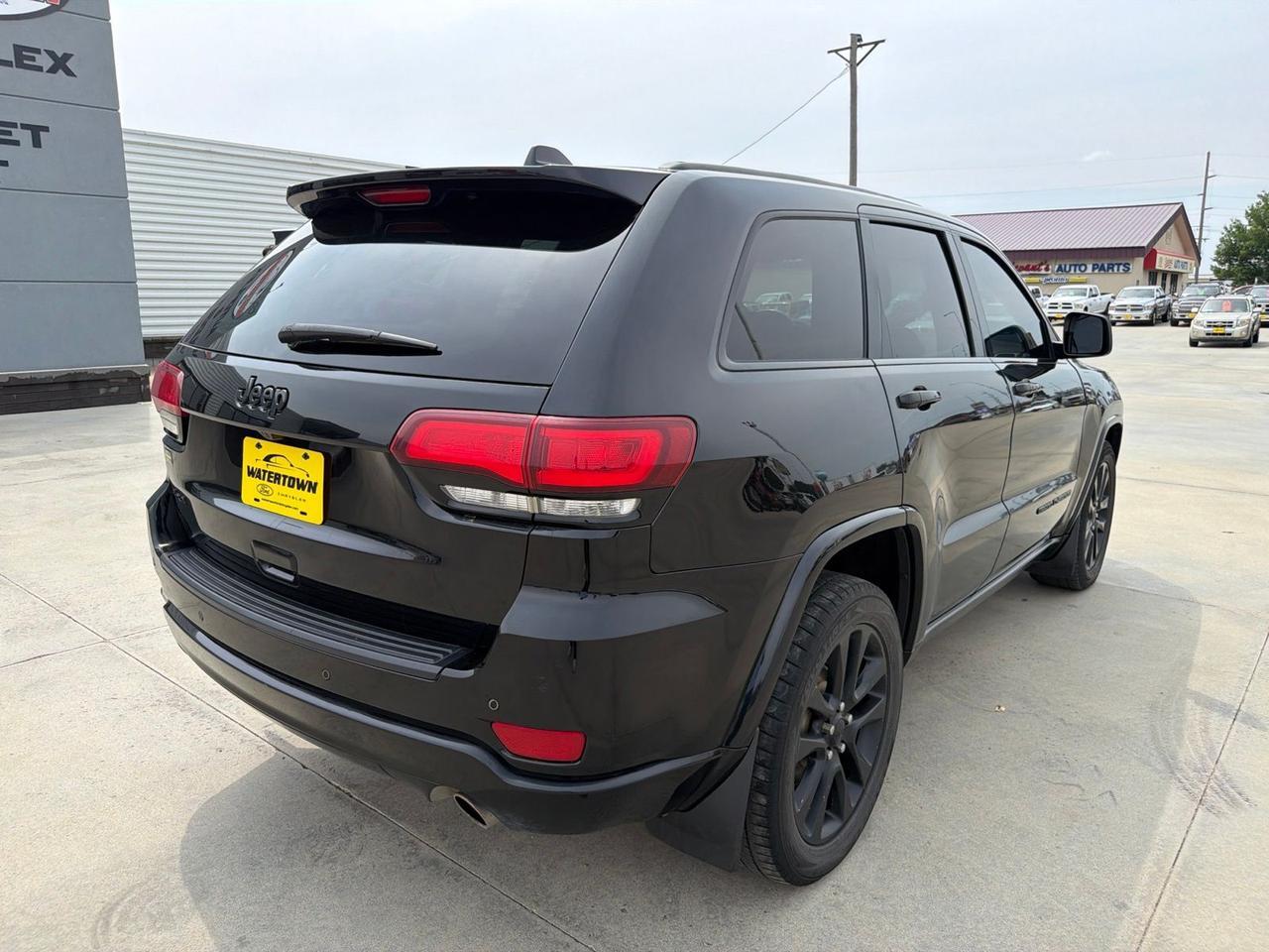 2019 Jeep Grand Cherokee Altitude Watertown SD 2019 Jeep Grand Cherokee Altitude Watertown SD