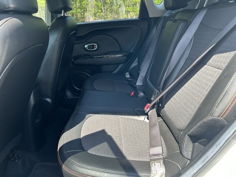 2019 Kia Soul ! - SUNROOF - NAVIGATION - TECH PACKAGE Whitinsville MA 2019 Kia Soul ! - SUNROOF - NAVIGATION - TECH PACKAGE Whitinsville MA