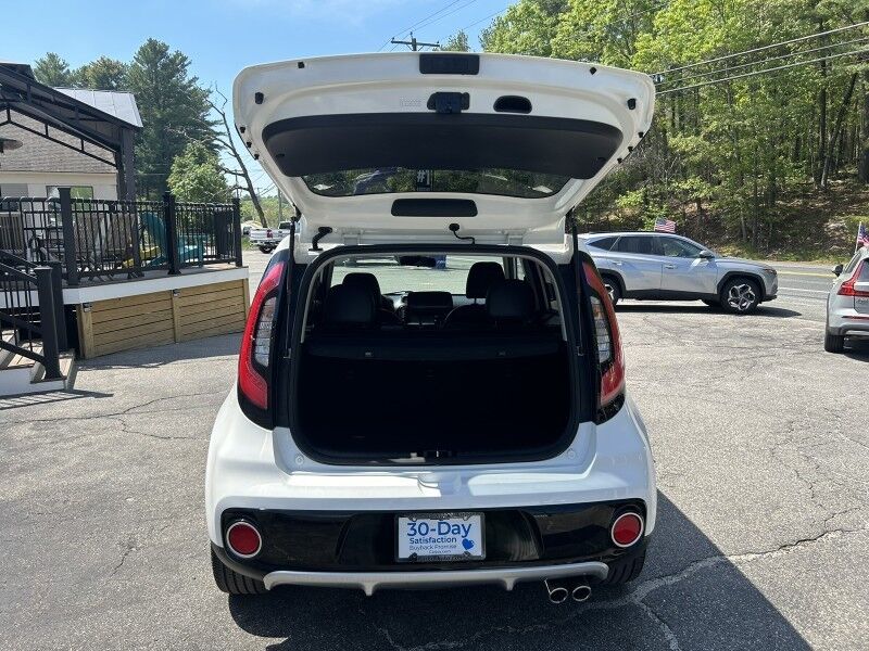 2019 Kia Soul ! - SUNROOF - NAVIGATION - TECH PACKAGE Whitinsville MA 2019 Kia Soul ! - SUNROOF - NAVIGATION - TECH PACKAGE Whitinsville MA