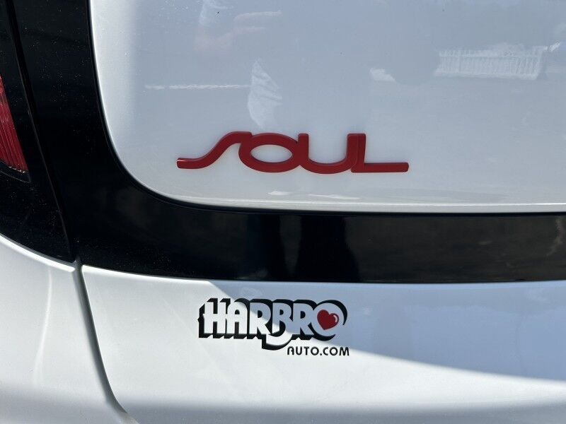 2019 Kia Soul ! - SUNROOF - NAVIGATION - TECH PACKAGE Whitinsville MA 2019 Kia Soul ! - SUNROOF - NAVIGATION - TECH PACKAGE Whitinsville MA