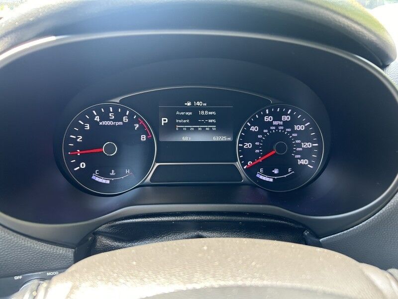 2019 Kia Soul ! - SUNROOF - NAVIGATION - TECH PACKAGE Whitinsville MA 2019 Kia Soul ! - SUNROOF - NAVIGATION - TECH PACKAGE Whitinsville MA