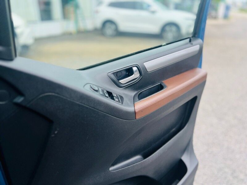 2019 LDV G10 9-Seater (2.0L Turbo Petrol) Vaitele 2019 LDV G10 9-Seater (2.0L Turbo Petrol) Vaitele