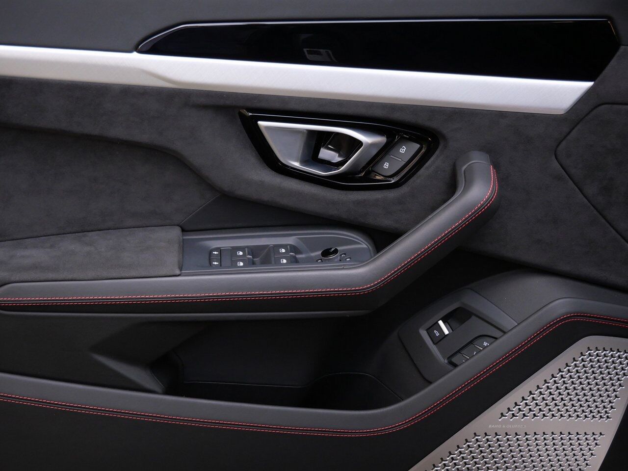 2019 Lamborghini Urus Base Base Lawrence KS