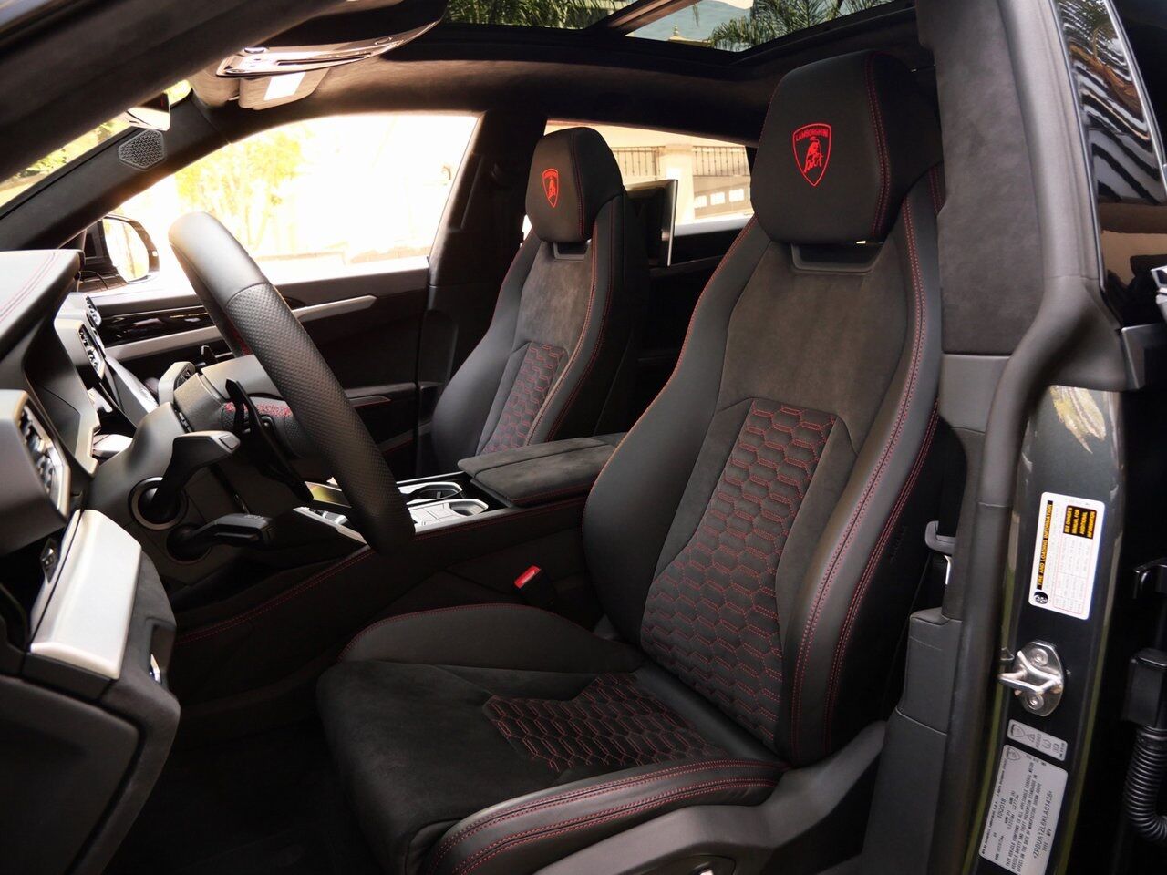 2019 Lamborghini Urus Base Base Lawrence KS