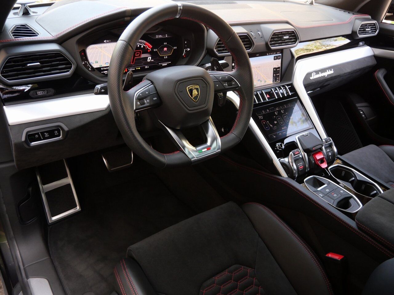 2019 Lamborghini Urus Base Base Lawrence KS