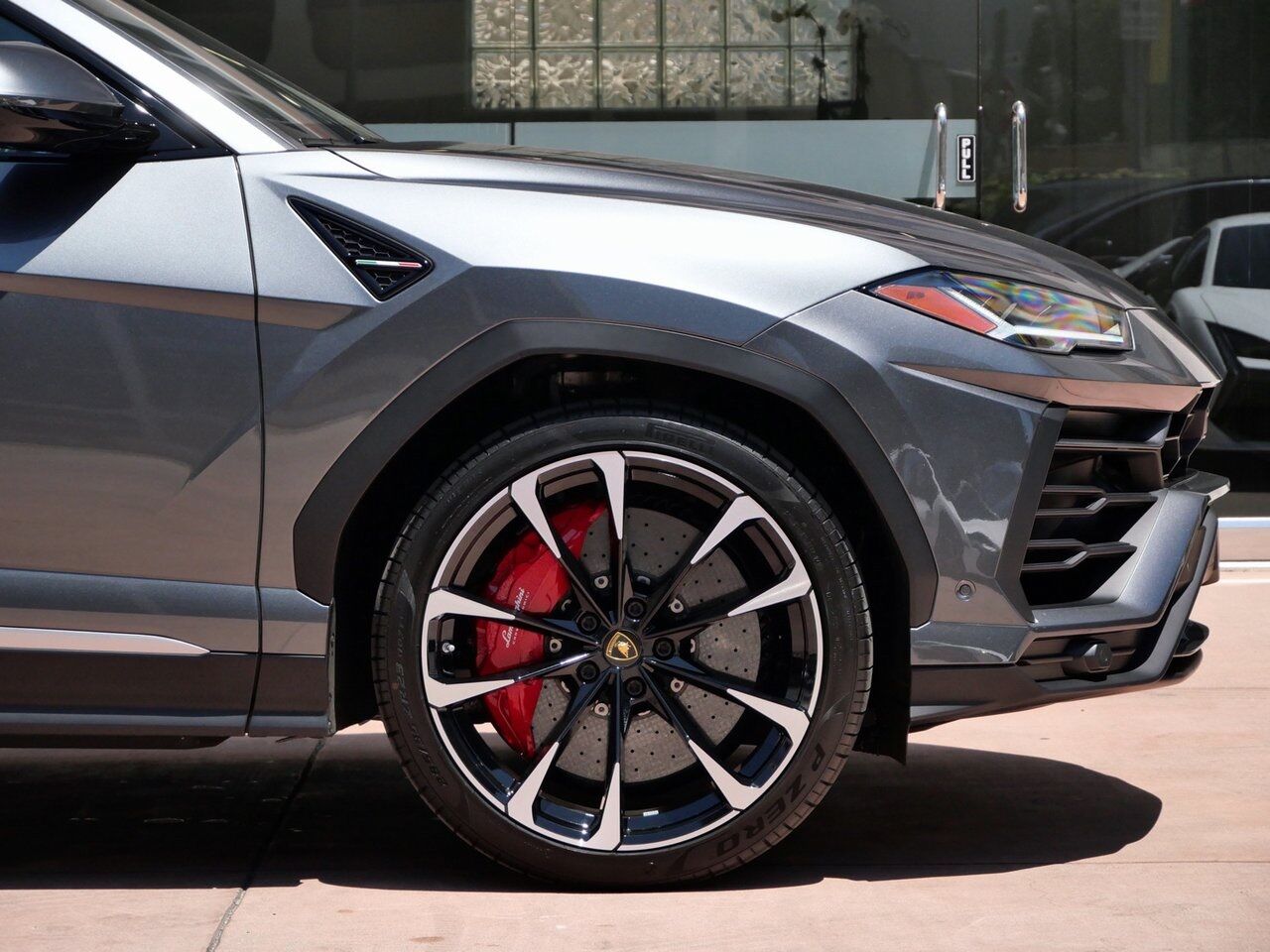 2019 Lamborghini Urus Base Base Lawrence KS