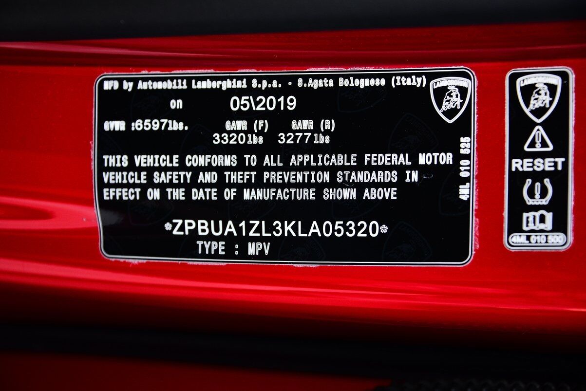 2019 Lamborghini Urus Base Base Lawrence KS