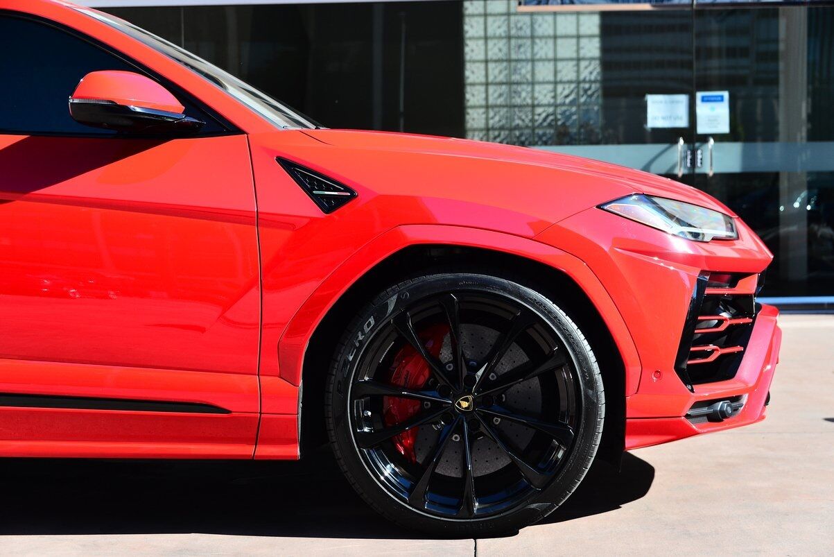 2019 Lamborghini Urus Base Base Lawrence KS