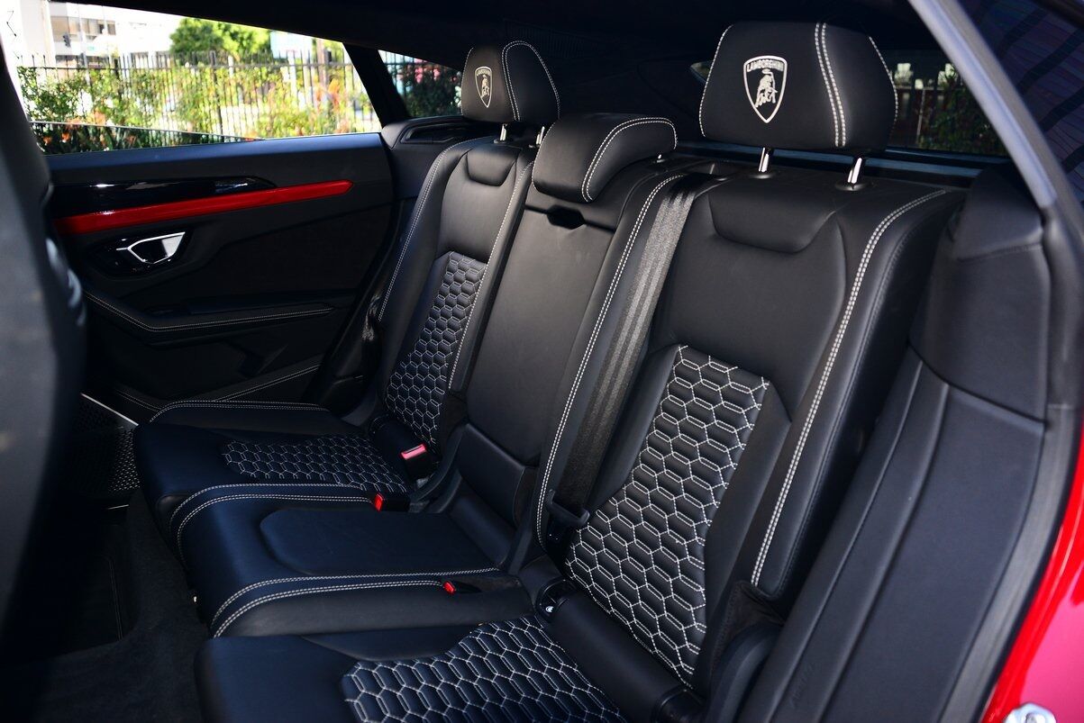 2019 Lamborghini Urus Base Base Lawrence KS