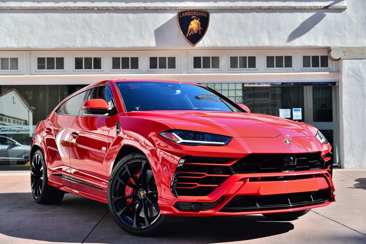 2019 Lamborghini Urus Base Base Lawrence KS