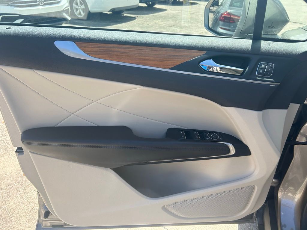 2019 Lincoln MKC Select Tampa FL