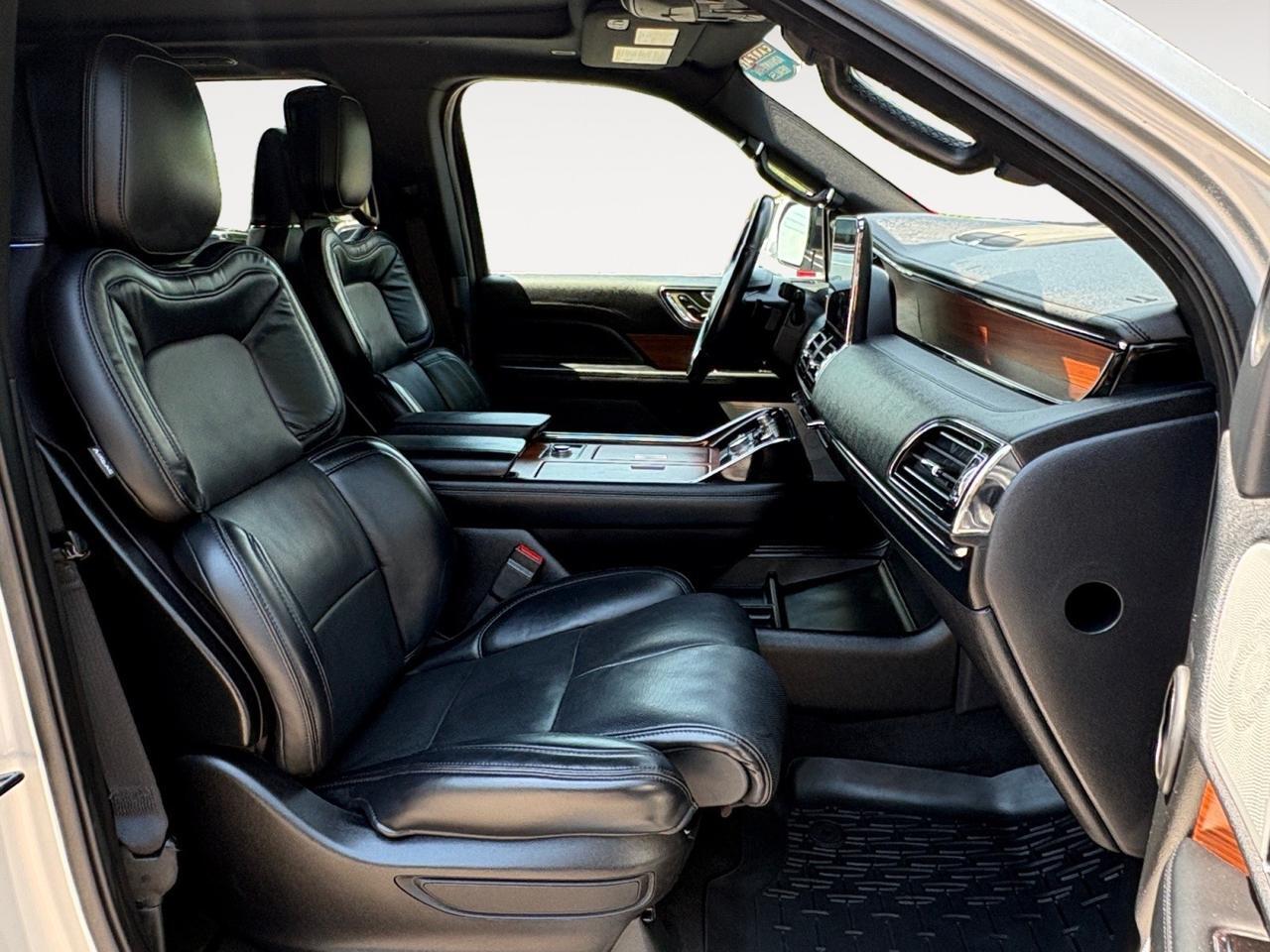 2019 Lincoln Navigator Reserve, POWER RUNNING BOARDS, HEADS-UP DISPLAY, POWER 3RD ROW SEATS, HEATED & COOLING MASSAGING SEATS, 360 BACKUP CAMERA, BLIND SPOT ALERT, LANE KEEP ASSIST, PANORAMIC MOONROOF, AUTO START/STOP, STEERING WHEEL PADDLE SHIFTERS, POWER LIFTGATE, MEET L Virginia Beach VA 2019 Lincoln Navigator Reserve, POWER RUNNING BOARDS, HEADS-UP DISPLAY, POWER 3RD ROW SEATS, HEATED & COOLING MASSAGING SEATS, 360 BACKUP CAMERA, BLIND SPOT ALERT, LANE KEEP ASSIST, PANORAMIC MOONROOF, AUTO START/STOP, STEERING WHEEL PADDLE SHIFTERS, POWER LIFTGATE, MEET L Virginia Beach VA