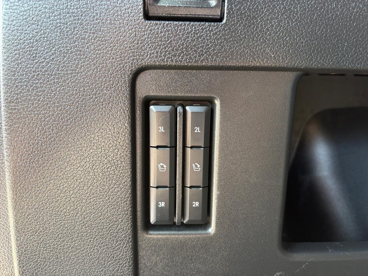 2019 Lincoln Navigator Reserve, POWER RUNNING BOARDS, HEADS-UP DISPLAY, POWER 3RD ROW SEATS, HEATED & COOLING MASSAGING SEATS, 360 BACKUP CAMERA, BLIND SPOT ALERT, LANE KEEP ASSIST, PANORAMIC MOONROOF, AUTO START/STOP, STEERING WHEEL PADDLE SHIFTERS, POWER LIFTGATE, MEET L Virginia Beach VA 2019 Lincoln Navigator Reserve, POWER RUNNING BOARDS, HEADS-UP DISPLAY, POWER 3RD ROW SEATS, HEATED & COOLING MASSAGING SEATS, 360 BACKUP CAMERA, BLIND SPOT ALERT, LANE KEEP ASSIST, PANORAMIC MOONROOF, AUTO START/STOP, STEERING WHEEL PADDLE SHIFTERS, POWER LIFTGATE, MEET L Virginia Beach VA