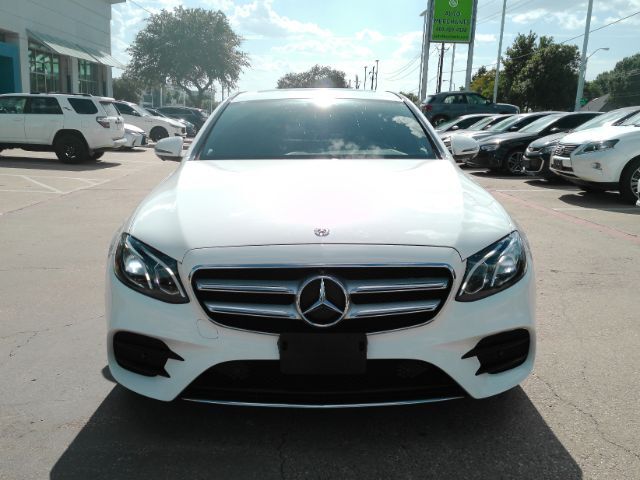 2019 Mercedes-Benz E 300 E Class 2019 Mercedes-Benz E 300 E Class