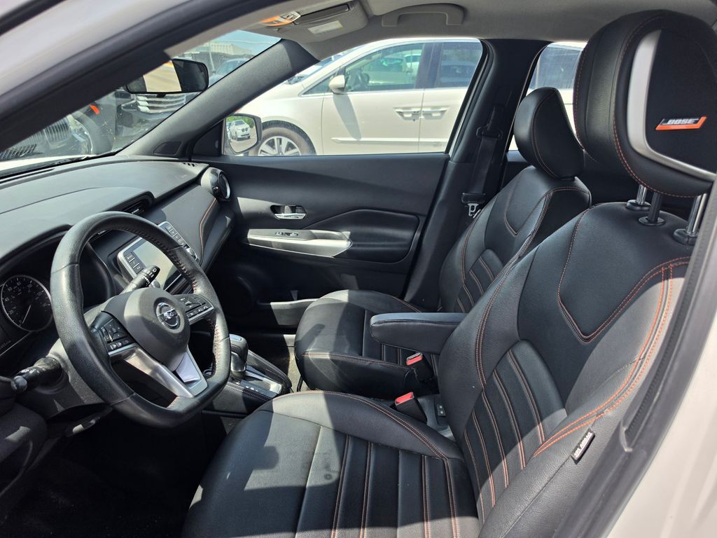 2019 Nissan Kicks SR