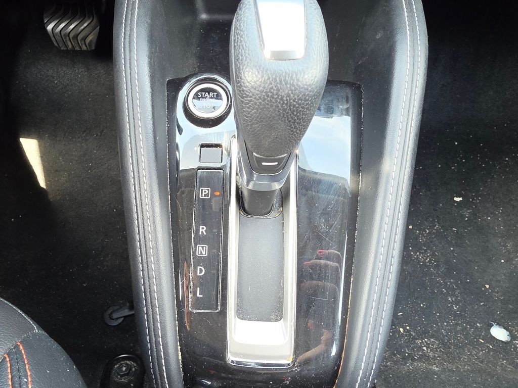 2019 Nissan Kicks SR