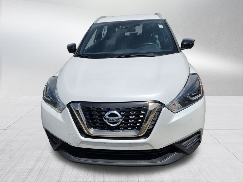 2019 Nissan Kicks SR