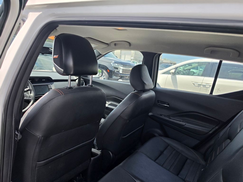2019 Nissan Kicks SR