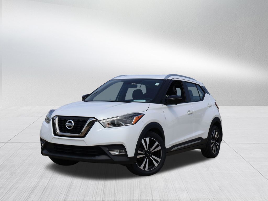 2019 Nissan Kicks SR