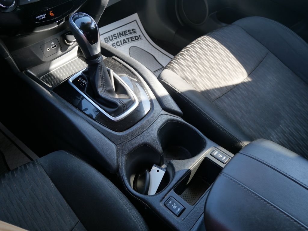 2019 Nissan Rogue SV Mt Pleasant MI