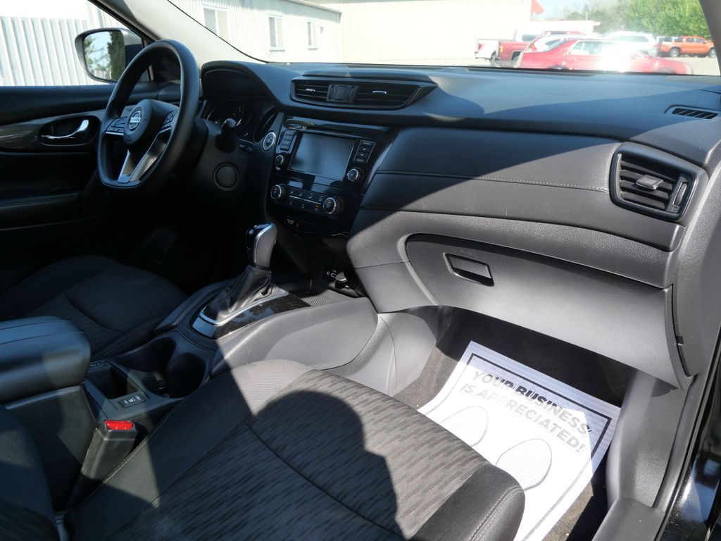 2019 Nissan Rogue SV Mt Pleasant MI