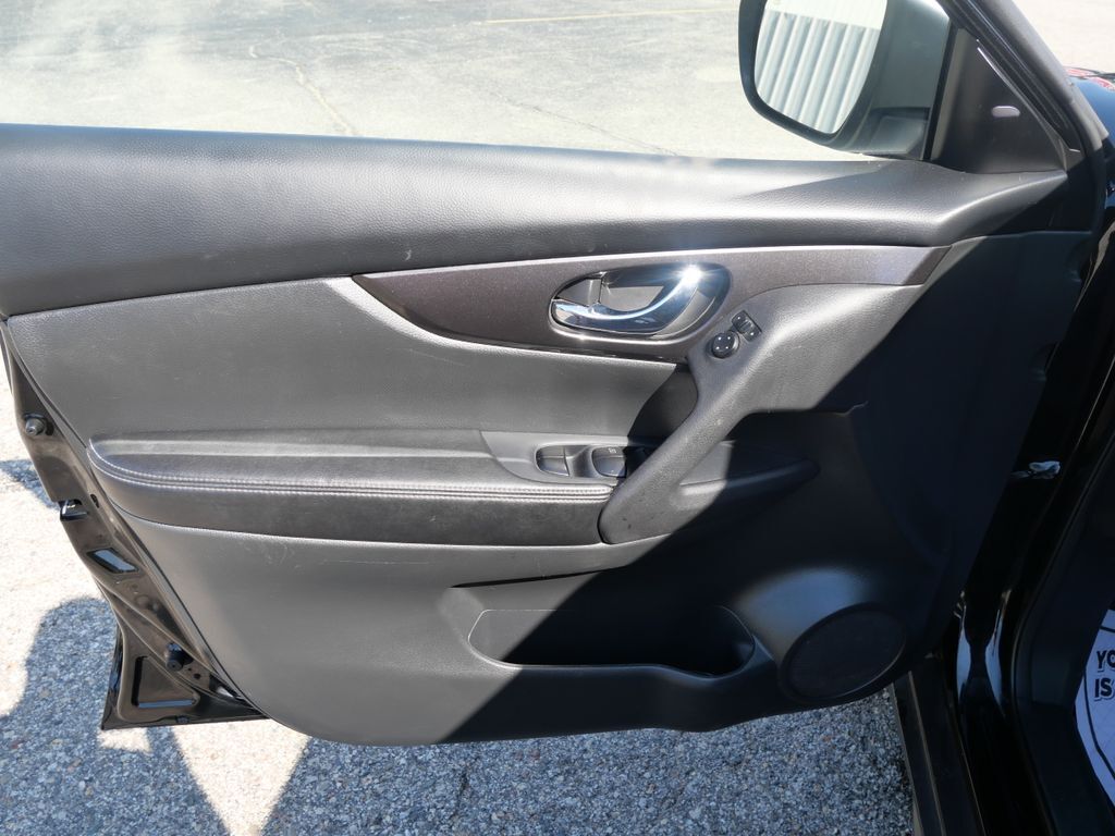 2019 Nissan Rogue SV Mt Pleasant MI