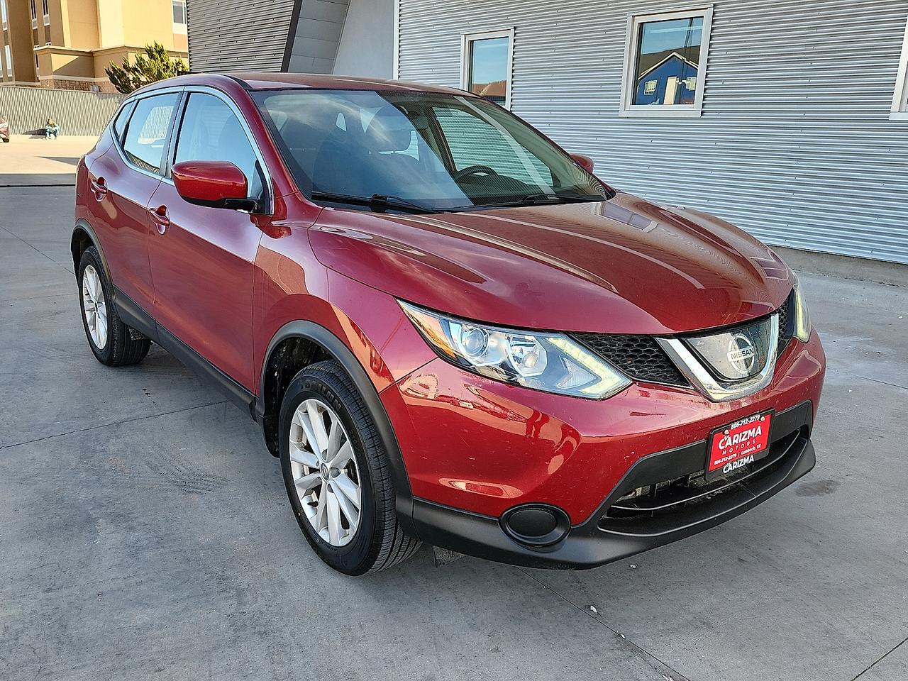 2019 Nissan Rogue Sport S's photo