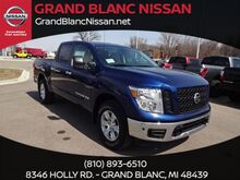 2019_Nissan_Titan_PRO-4X_ Oshkosh WI