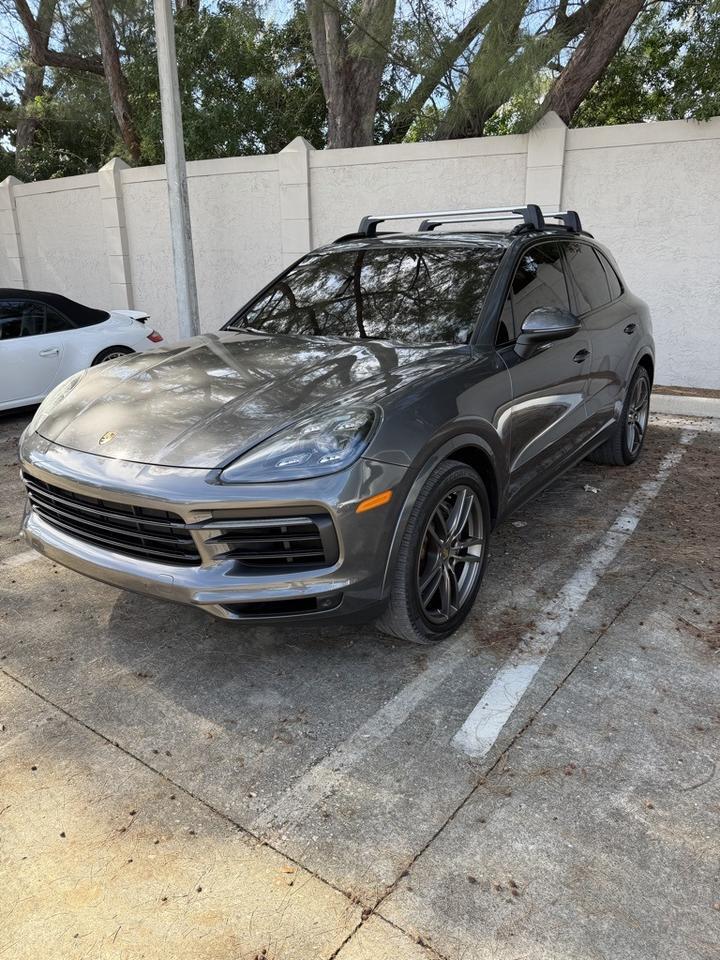2019 Porsche Cayenne S's photo