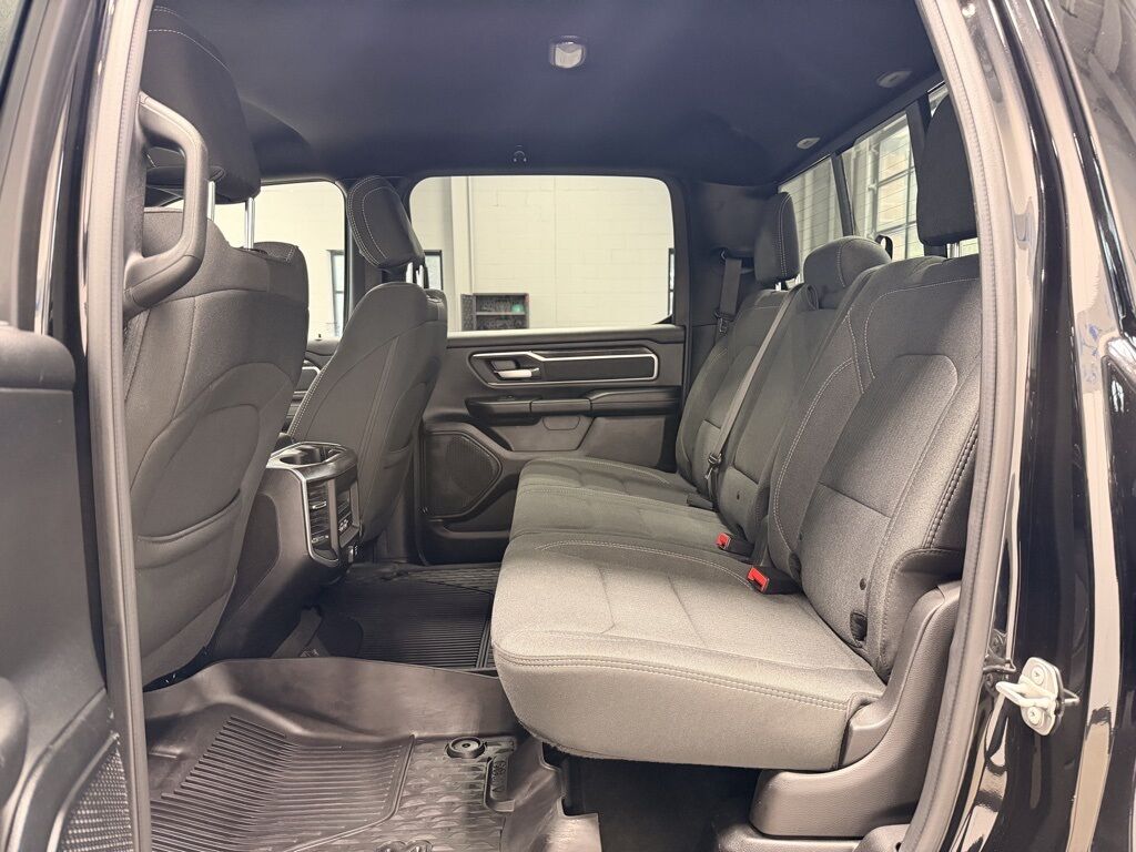 2019 Ram 1500 4x4 Crew Cab Big Horn Minocqua WI 2019 Ram 1500 4x4 Crew Cab Big Horn Minocqua WI