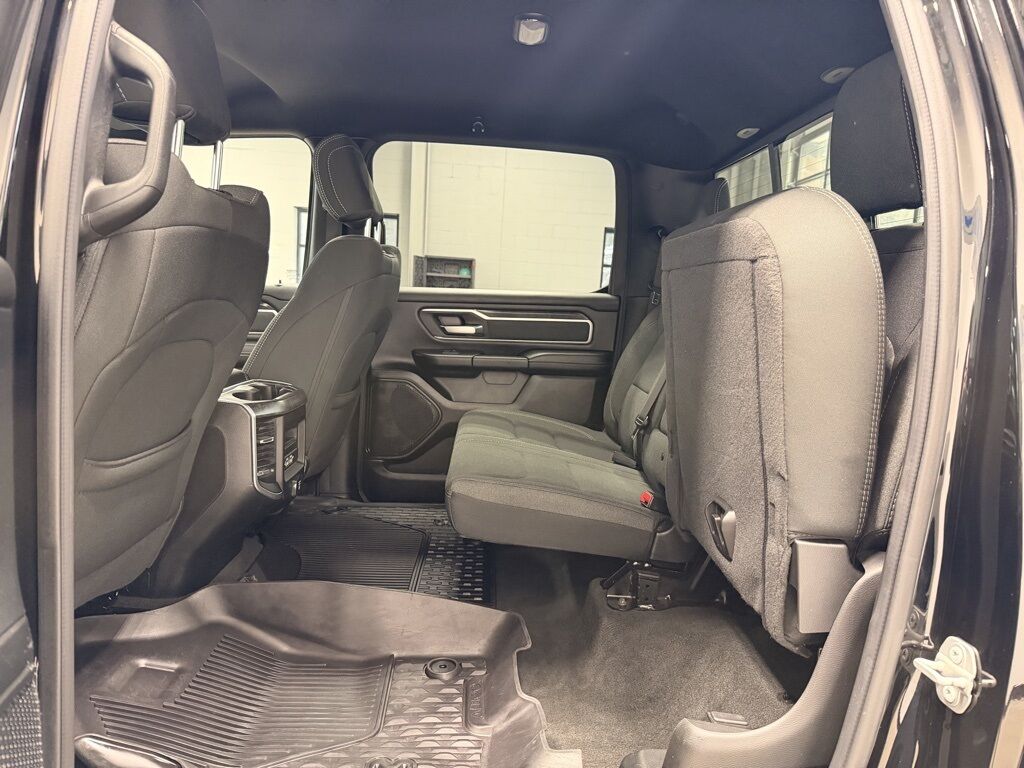 2019 Ram 1500 4x4 Crew Cab Big Horn Minocqua WI 2019 Ram 1500 4x4 Crew Cab Big Horn Minocqua WI