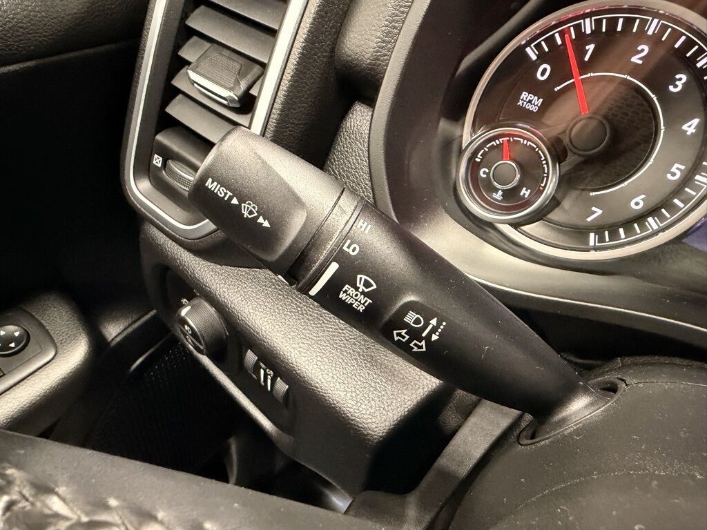 2019 Ram 1500 4x4 Crew Cab Big Horn Minocqua WI 2019 Ram 1500 4x4 Crew Cab Big Horn Minocqua WI