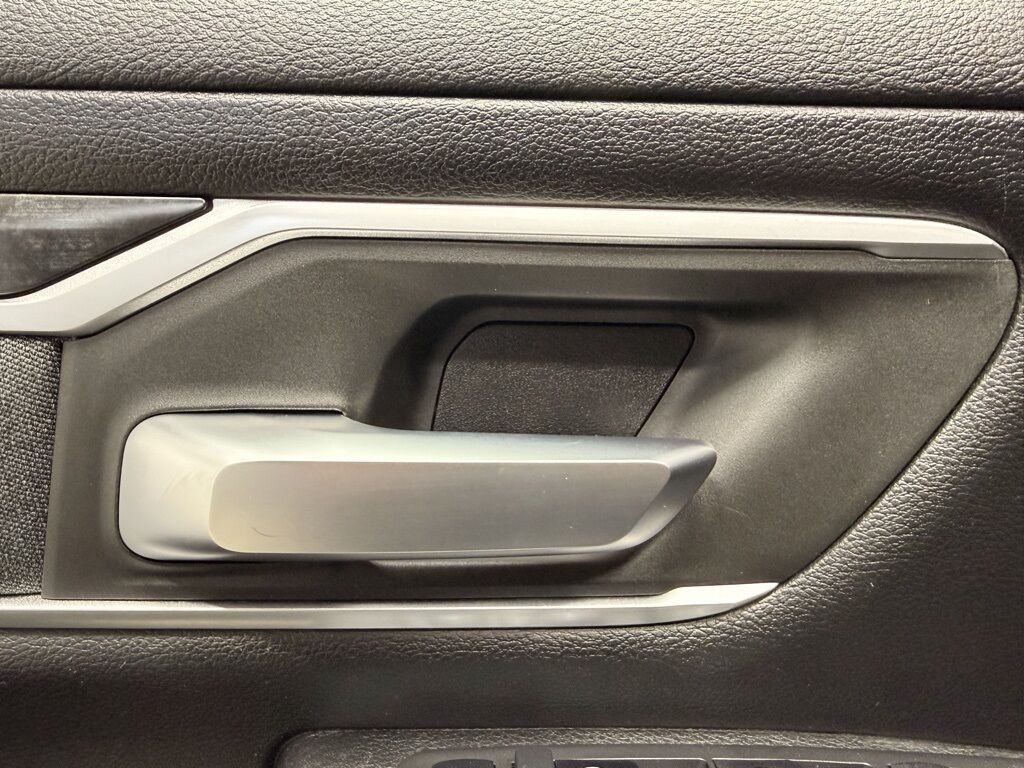 2019 Ram 1500 4x4 Crew Cab Big Horn Minocqua WI 2019 Ram 1500 4x4 Crew Cab Big Horn Minocqua WI