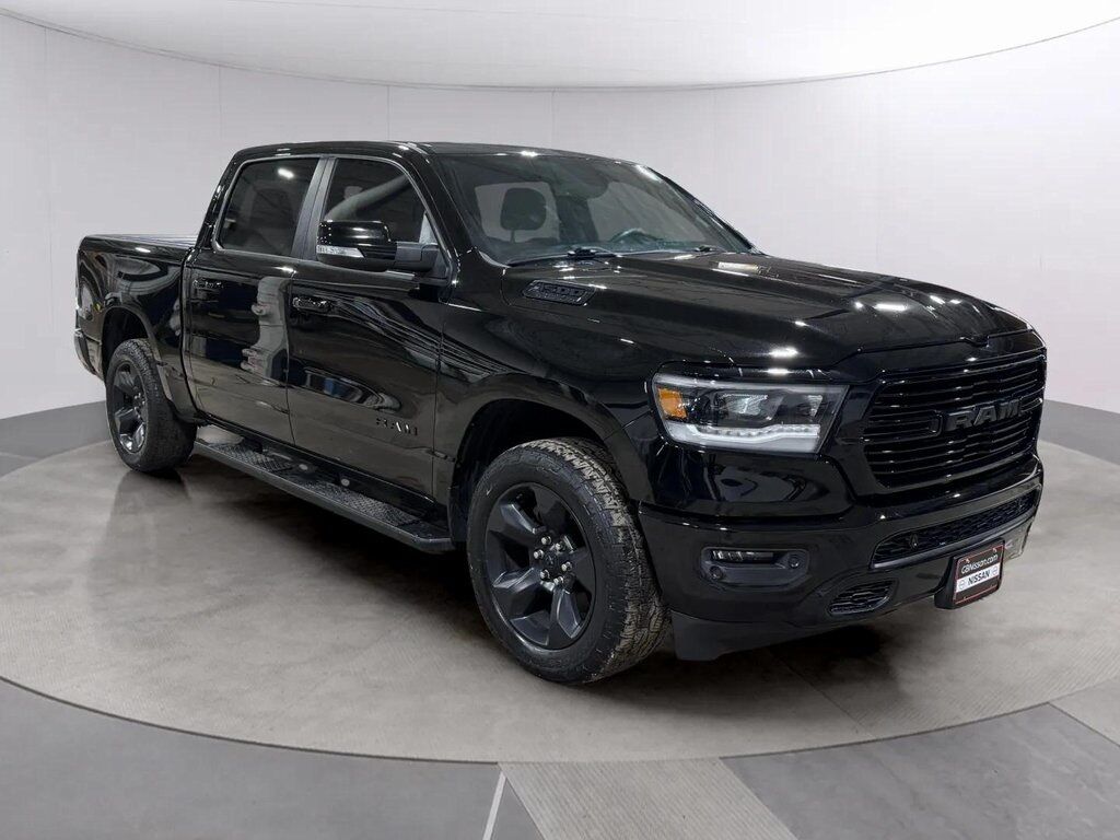 2019 Ram 1500 Big Horn/Lone Star w/Black Appearance Pkg