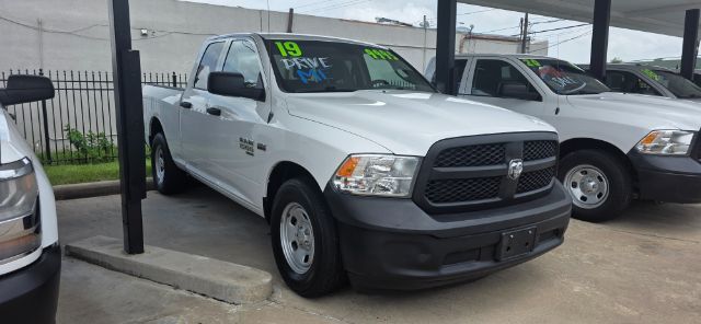 2019 Ram 1500 Classic Tradesman Quad Cab 4x2 6'4 Box 2019 Ram 1500 Classic Tradesman Quad Cab 4x2 6'4 Box