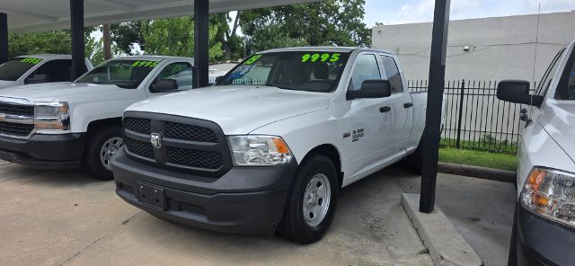 2019 Ram 1500 Classic Tradesman Quad Cab 4x2 6'4 Box 2019 Ram 1500 Classic Tradesman Quad Cab 4x2 6'4 Box