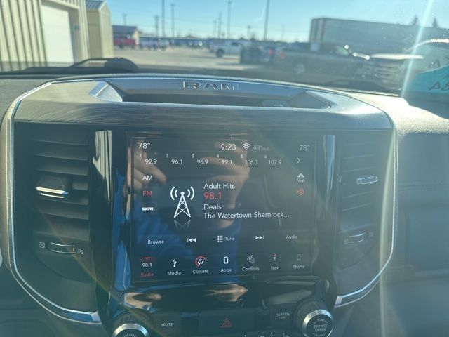 2019 Ram 1500 Laramie Watertown SD 2019 Ram 1500 Laramie Watertown SD